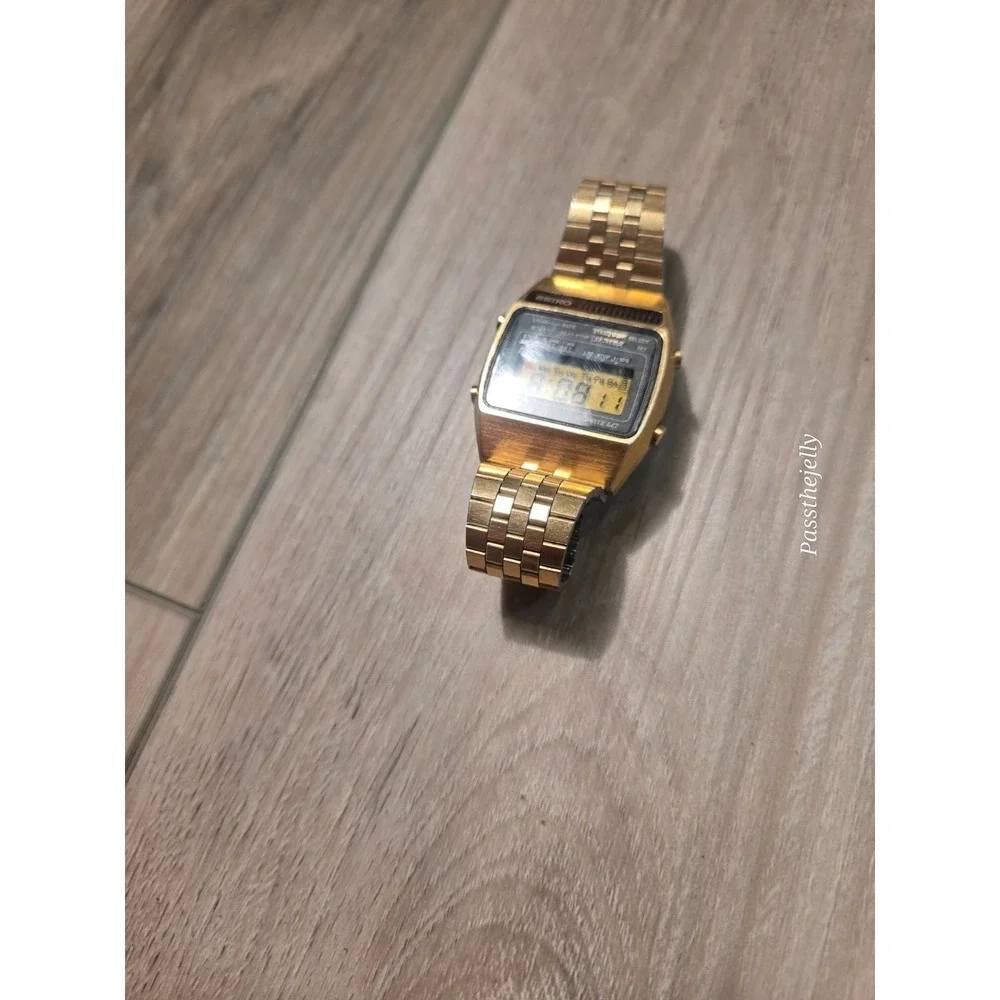 Seiko A159-5009-G Quartz Vintage Rare Wrist Watch Japan Alarm Chronograph Retro